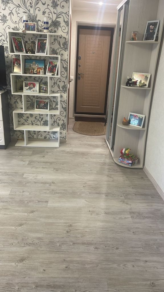 Продажа 2-комнатной квартиры, Каменка, Ворошилова,  4