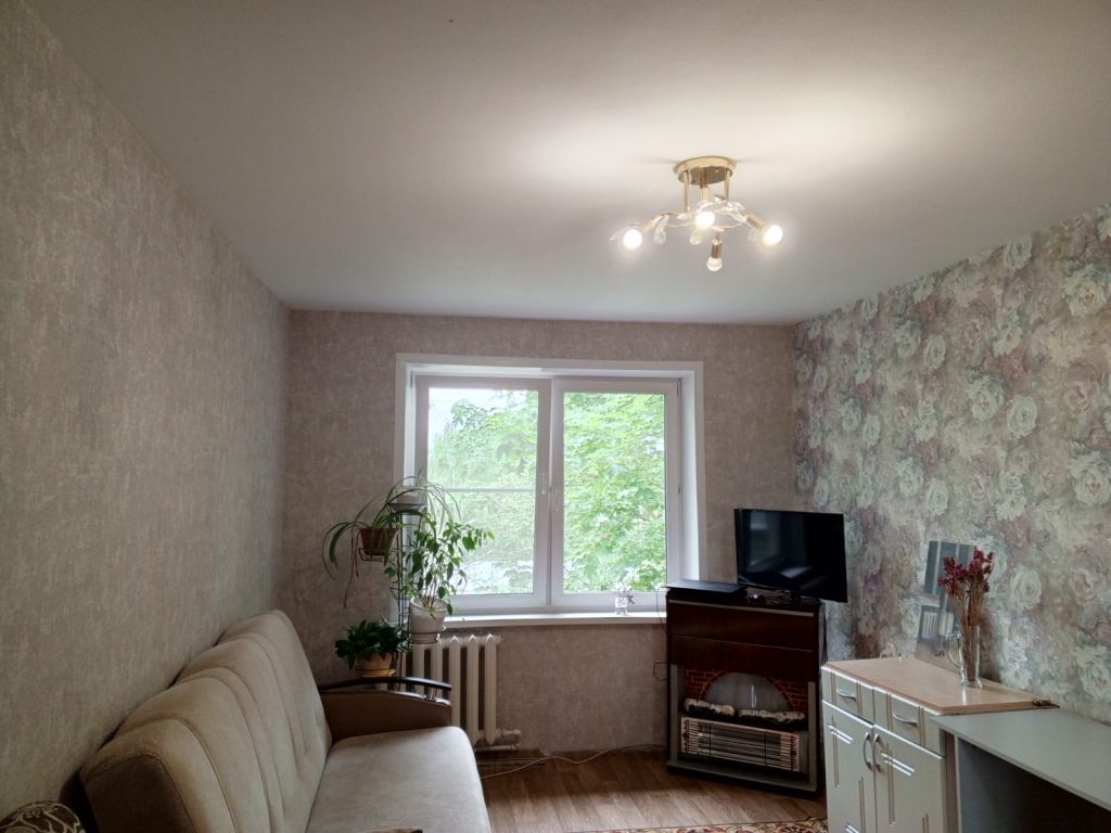 Продажа 2-комнатной квартиры, Кострома, Скворцова ул,  20а