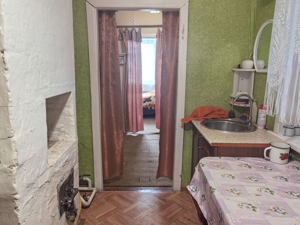 Продажа 3-комнатной квартиры, Родники, Центральная,  28