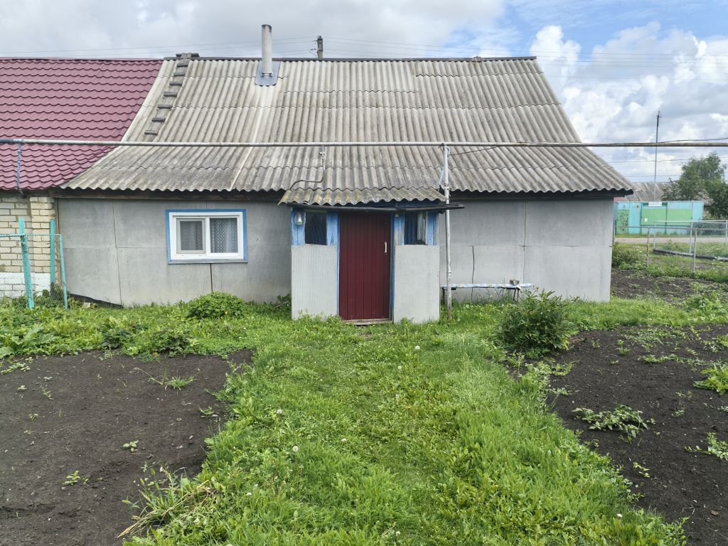 Продажа 3-комнатной квартиры, Родники, Центральная,  28