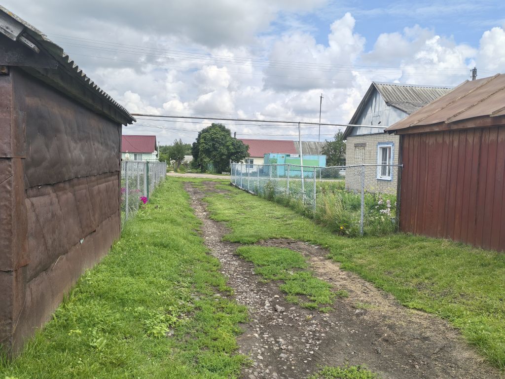 Продажа 3-комнатной квартиры, Родники, Центральная,  28