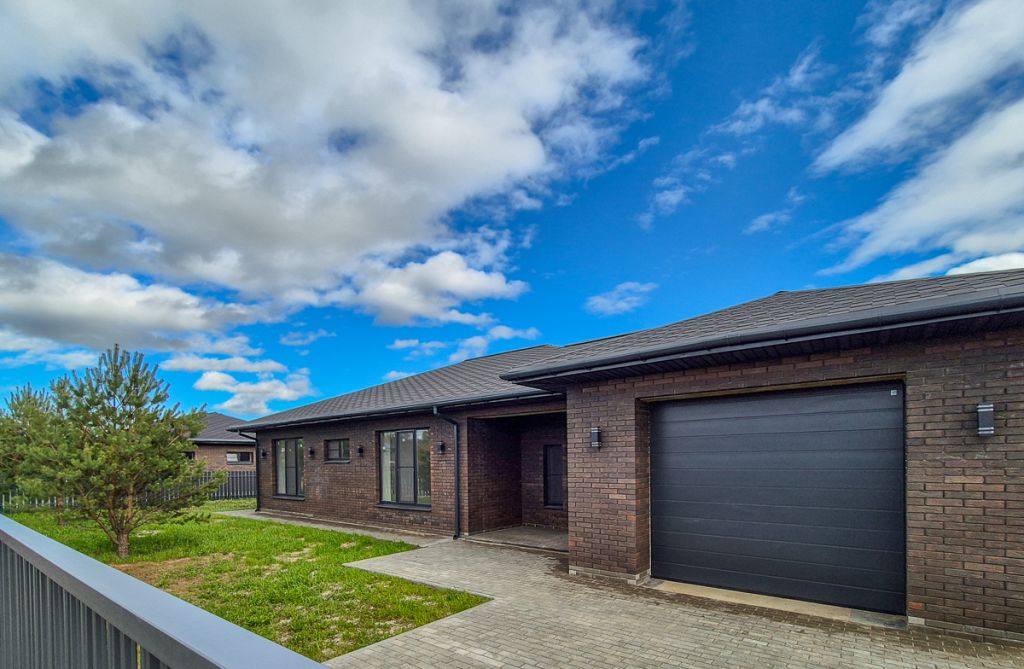 Продажа дома, 151м <sup>2</sup>, 9 сот., Лесная поляна, Янтарная улица,  14