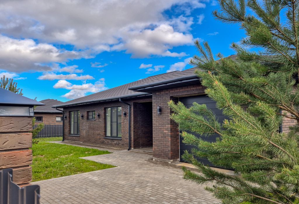 Продажа дома, 151м <sup>2</sup>, 9 сот., Лесная поляна, Янтарная улица,  14