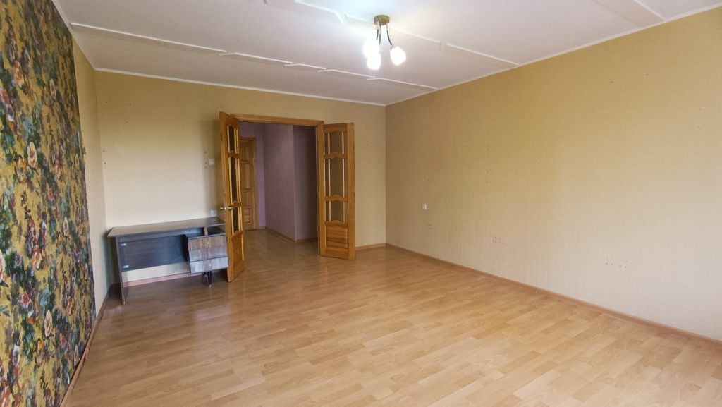 Продажа 2-комнатной квартиры, Смоленск, Оршанская ул,  13