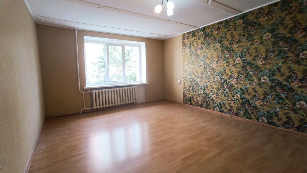 Продажа 2-комнатной квартиры, Смоленск, Оршанская ул,  13