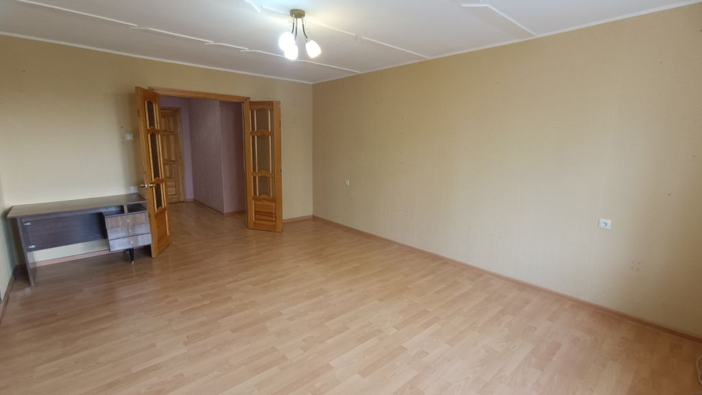 Продажа 2-комнатной квартиры, Смоленск, Оршанская ул,  13