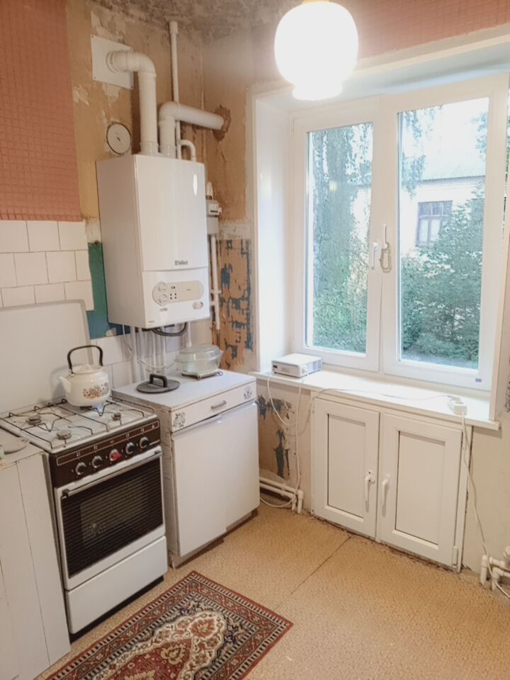 Продажа 2-комнатной квартиры, Донской, Чехова ул.,  15