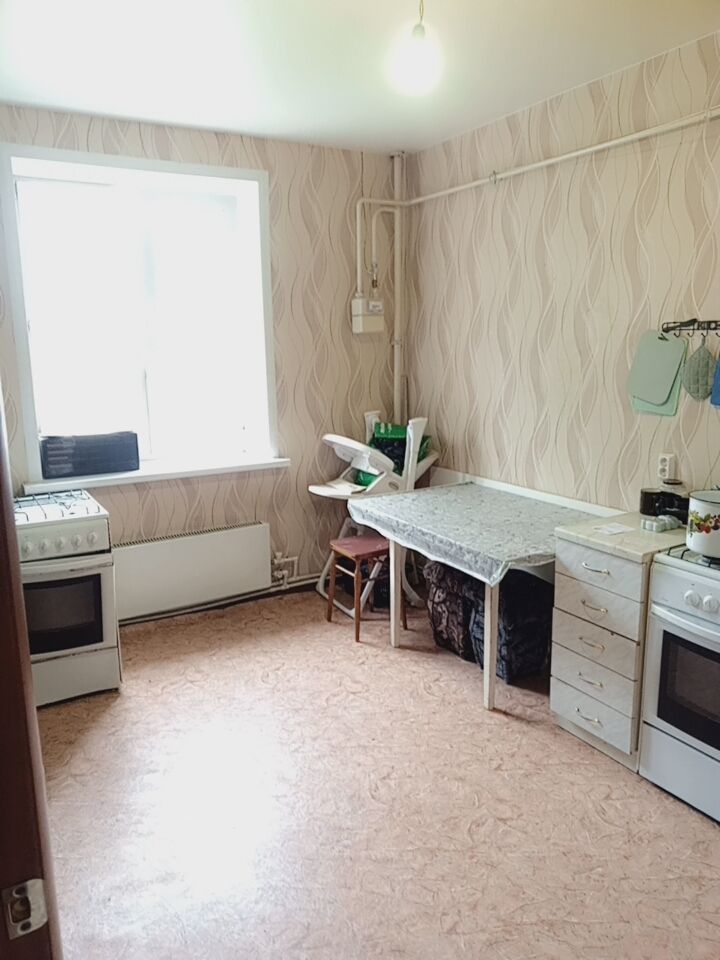 Продажа 1-комнатной квартиры, Новомосковск, Школьная ул.,  18А