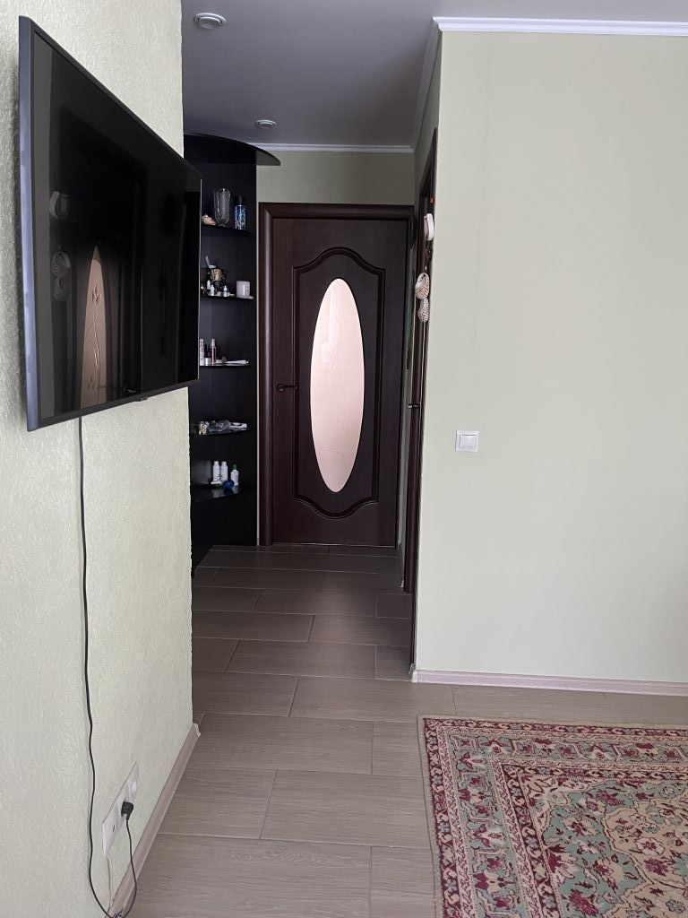 Продажа 4-комнатной квартиры, Энгельс, Ленина ул,  17