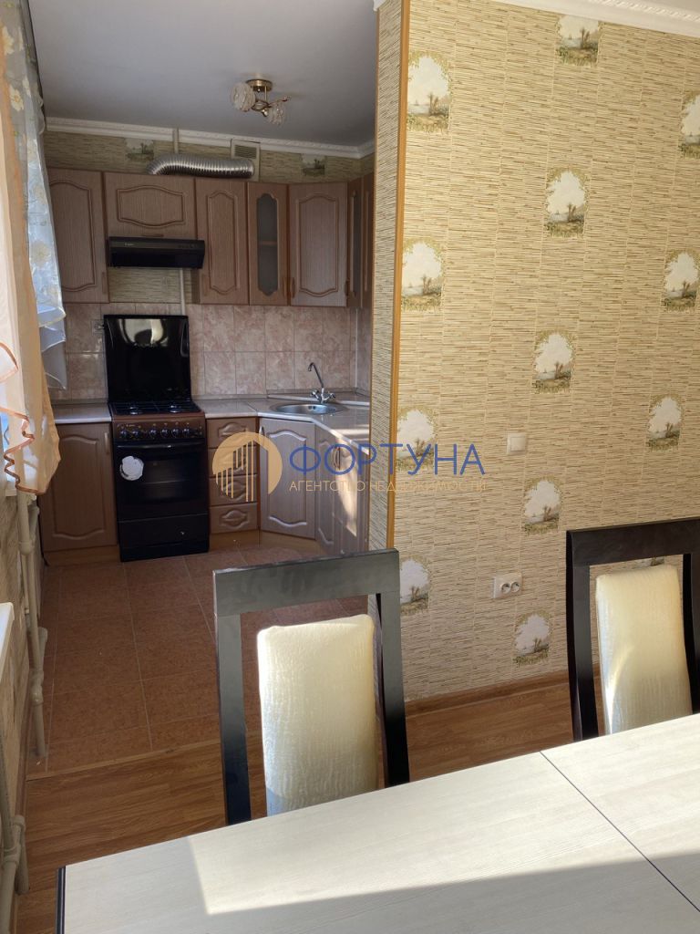 Продажа 3-комнатной квартиры, Белгород, Б.Хмельницкого пр-кт,  154