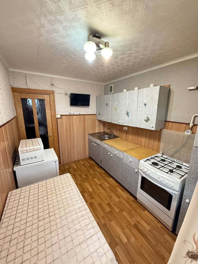 Продажа 4-комнатной квартиры, Кострома, Смирнова Юрия ул,  47