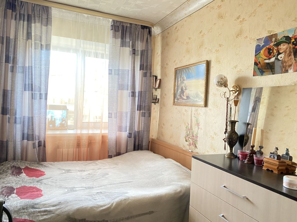 Продажа 3-комнатной квартиры, Нижний Новгород, Ленина пр-кт,  10А