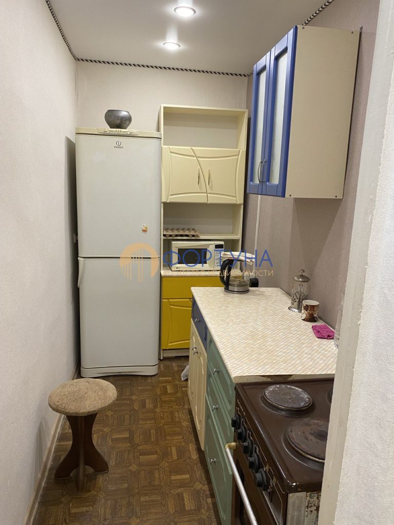 Продажа 2-комнатной квартиры, Белгород, Горького ул,  69