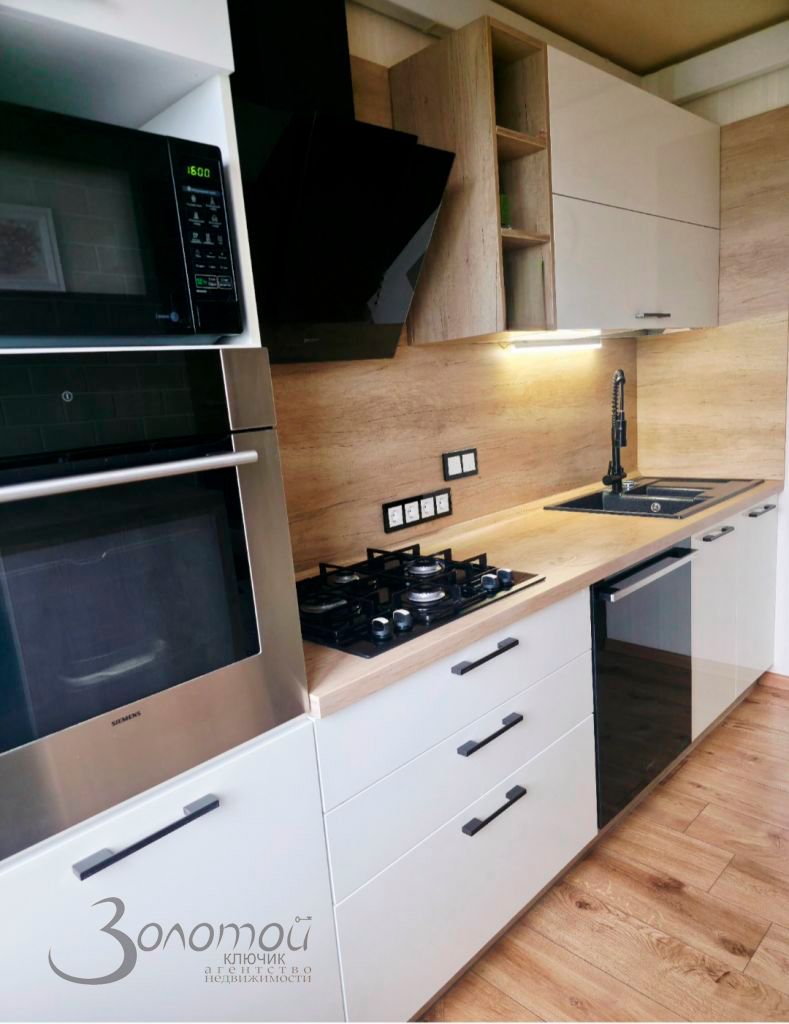 Продажа 4-комнатной квартиры, Дзержинск, Ситнова ул,  8б