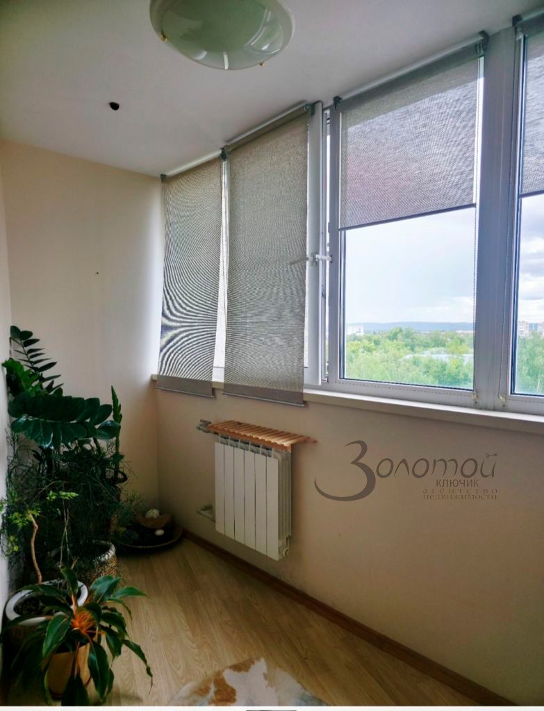 Продажа 4-комнатной квартиры, Дзержинск, Ситнова ул,  8б