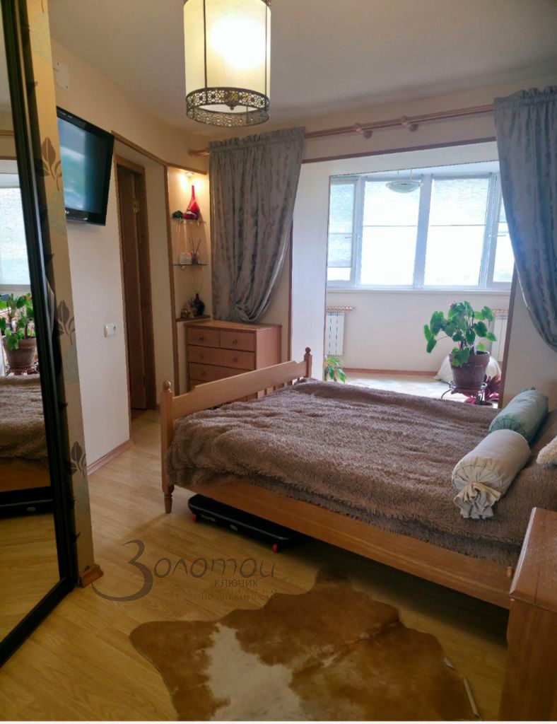 Продажа 4-комнатной квартиры, Дзержинск, Ситнова ул,  8б