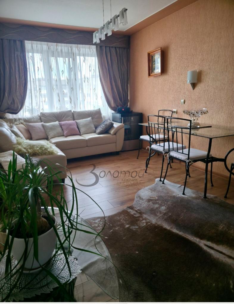 Продажа 4-комнатной квартиры, Дзержинск, Ситнова ул,  8б