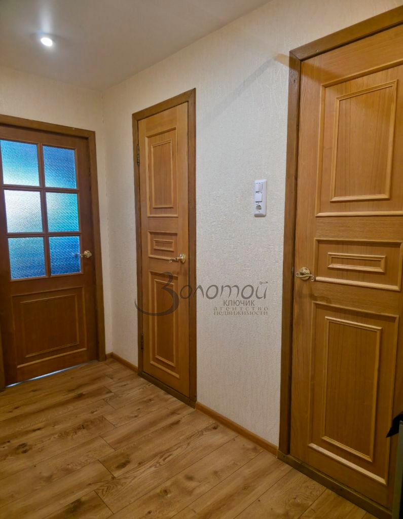 Продажа 4-комнатной квартиры, Дзержинск, Ситнова ул,  8б