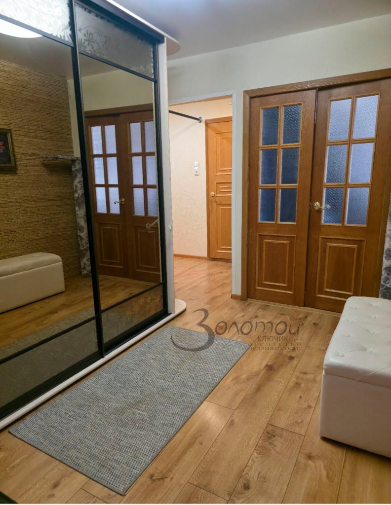 Продажа 4-комнатной квартиры, Дзержинск, Ситнова ул,  8б