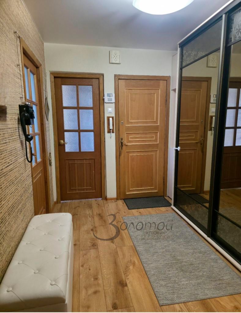 Продажа 4-комнатной квартиры, Дзержинск, Ситнова ул,  8б