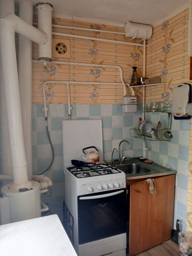 Продажа 1-комнатной квартиры, Сосновый,  15