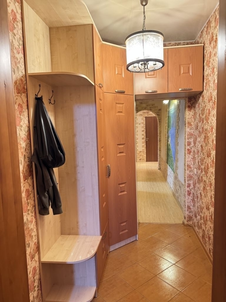 Продажа 3-комнатной квартиры, Кострома, Текстильщиков пр-кт,  47