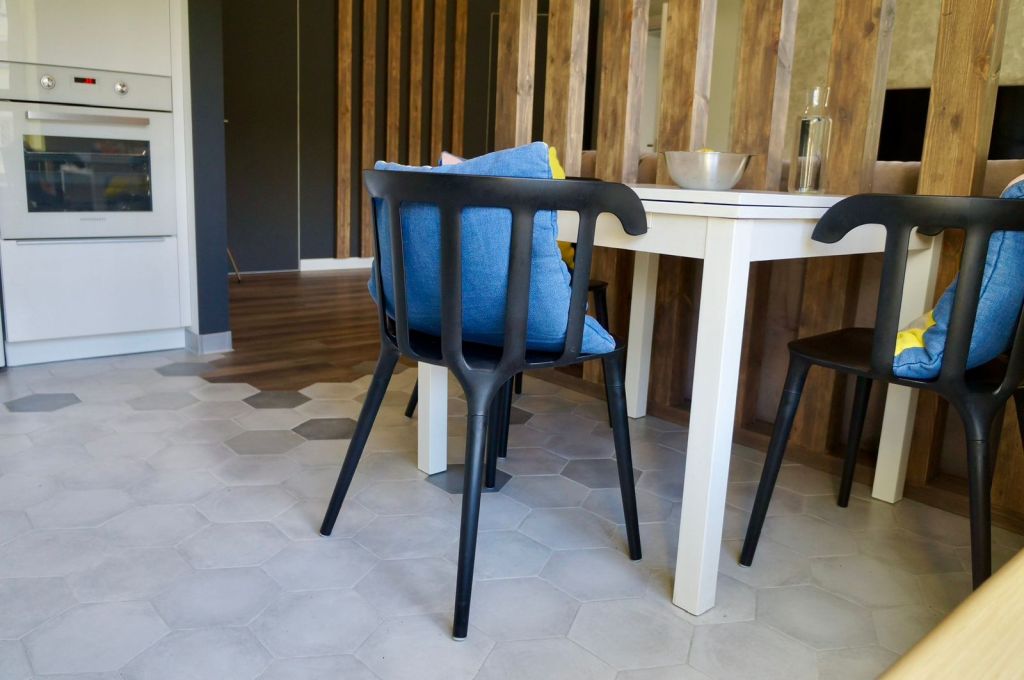 Продажа 3-комнатной квартиры, Кострома, Беленогова Юрия ул,  23Б