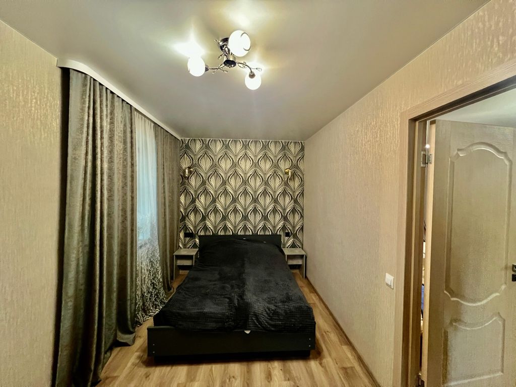 Продажа 2-комнатной квартиры, Нижний Новгород, Ленина пр-кт,  19А