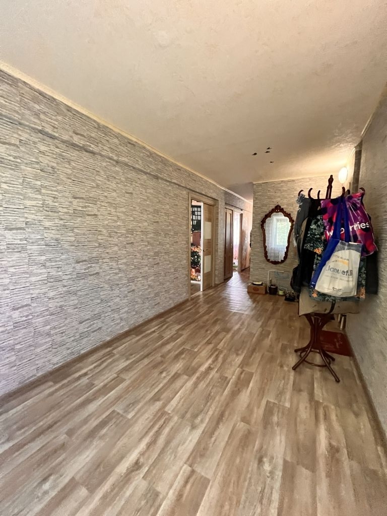 Продажа 3-комнатной квартиры, Новомосковск, Парковая ул,  16