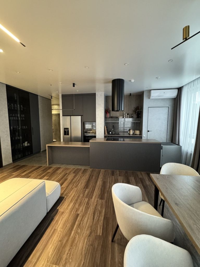 Продажа 2-комнатной квартиры, Нижний Новгород, Максима Горького ул,  23а