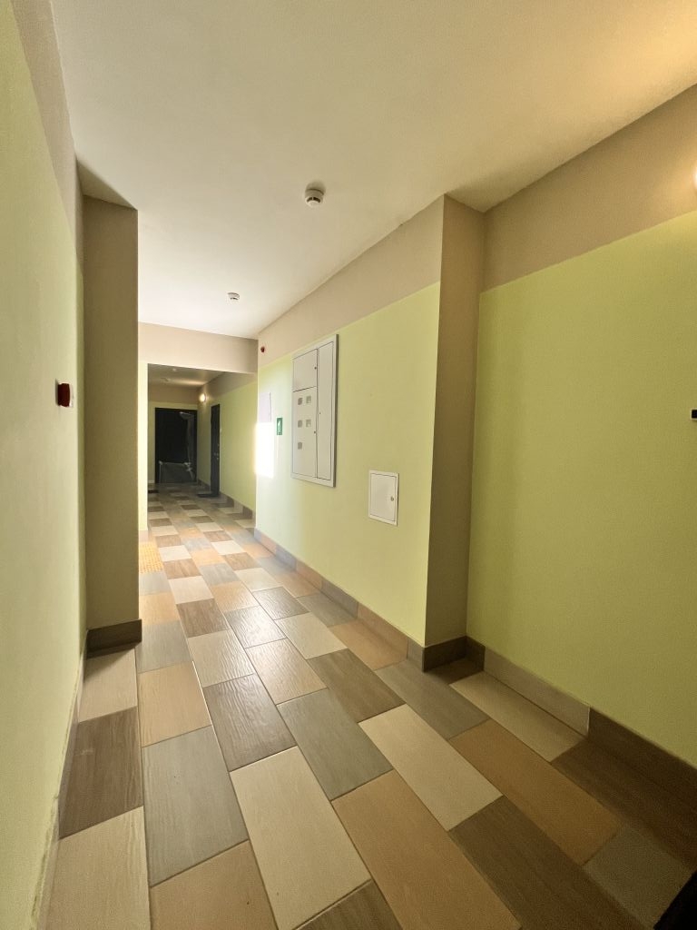 Продажа 3-комнатной квартиры, Новомосковск, Коммунистическая ул,  25