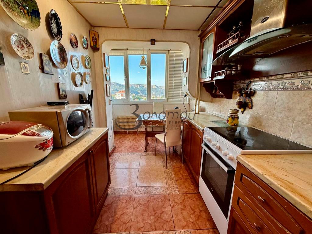 Продажа 3-комнатной квартиры, Кисловодск, Островского ул,  17