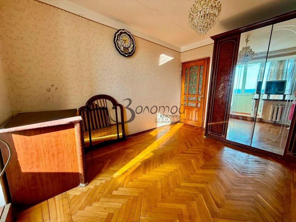 Продажа 3-комнатной квартиры, Кисловодск, Островского ул,  17
