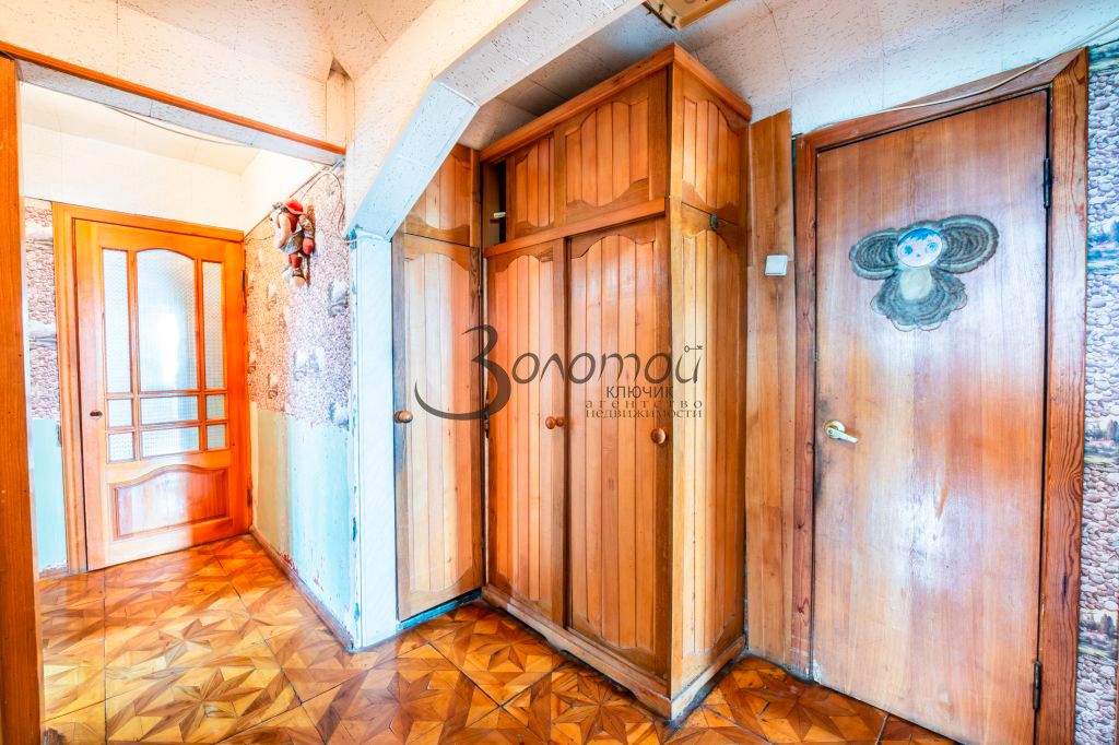 Продажа 3-комнатной квартиры, Кисловодск, Островского ул,  17