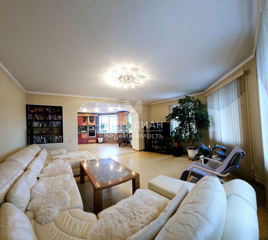 Продажа 3-комнатной квартиры, Бор, Ленина ул,  161к2