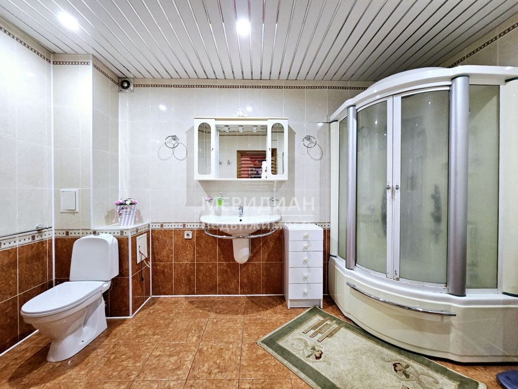 Продажа 3-комнатной квартиры, Бор, Ленина ул,  161к2