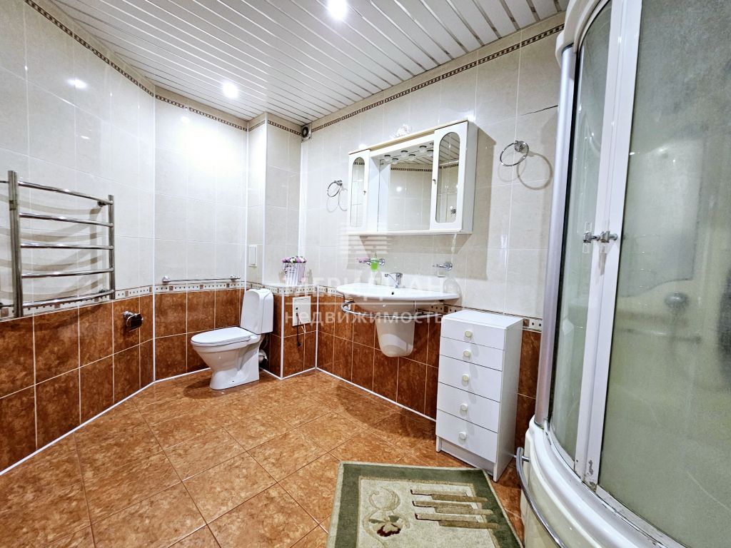 Продажа 3-комнатной квартиры, Бор, Ленина ул,  161к2