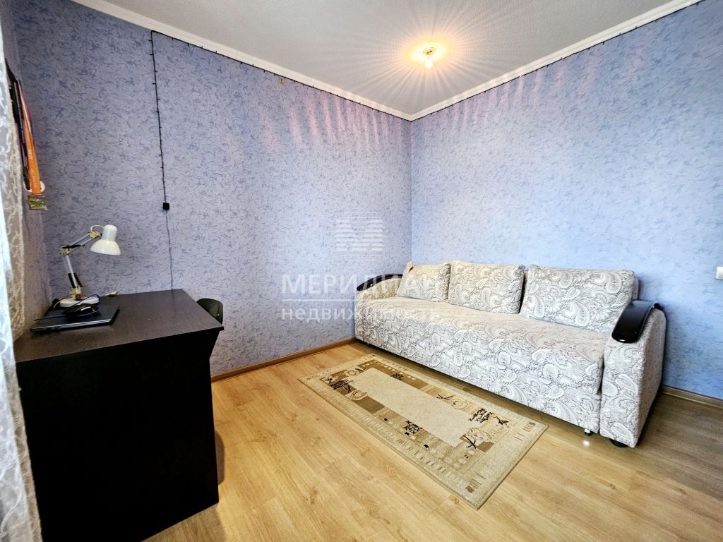 Продажа 3-комнатной квартиры, Бор, Ленина ул,  161к2