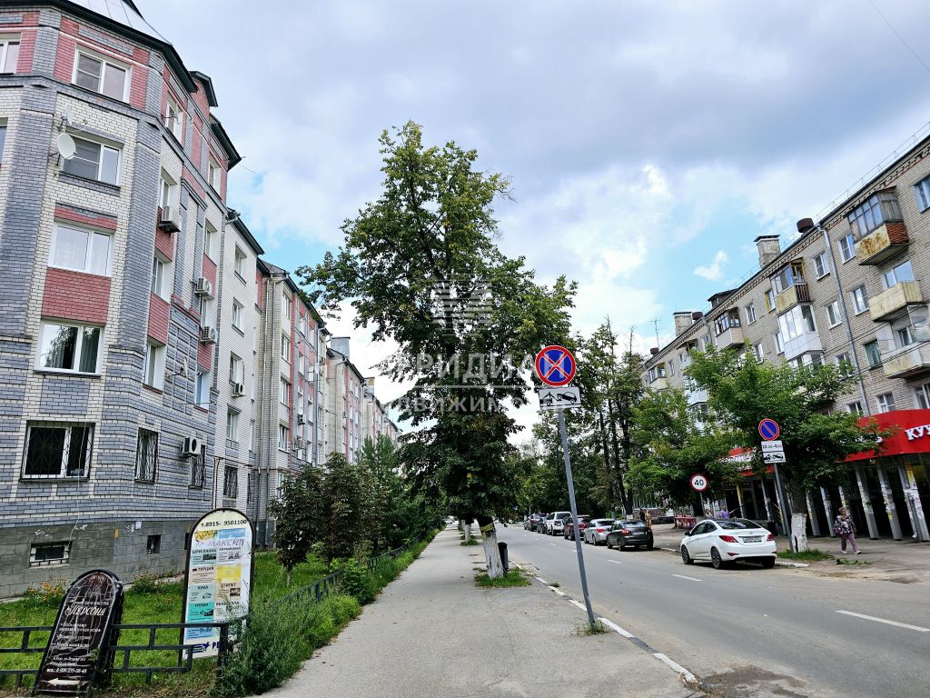 Продажа 3-комнатной квартиры, Бор, Ленина ул,  161к2