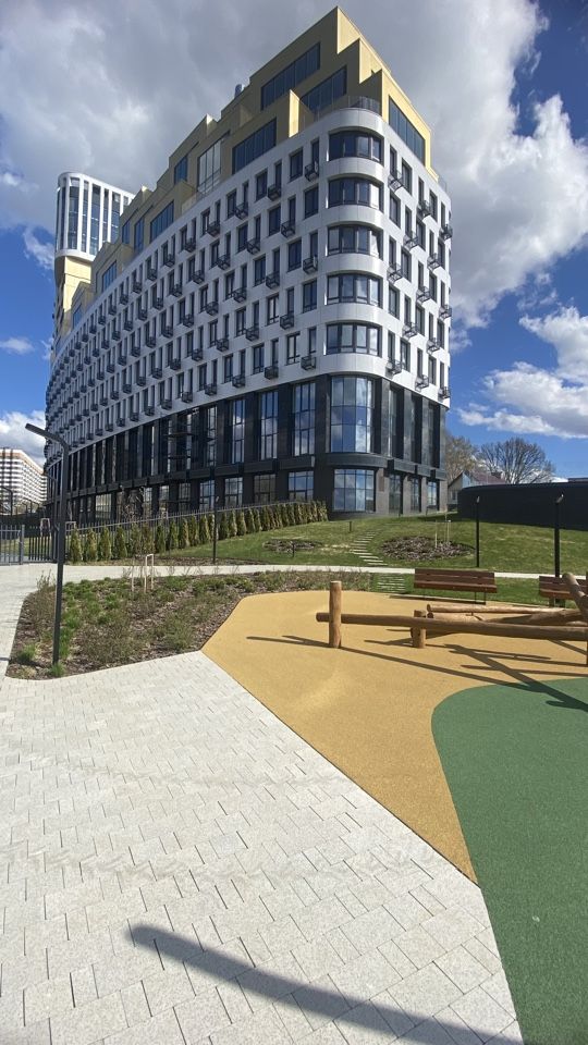 Продажа 3-комнатной квартиры, Нижний Новгород, Барминская ул,  1а