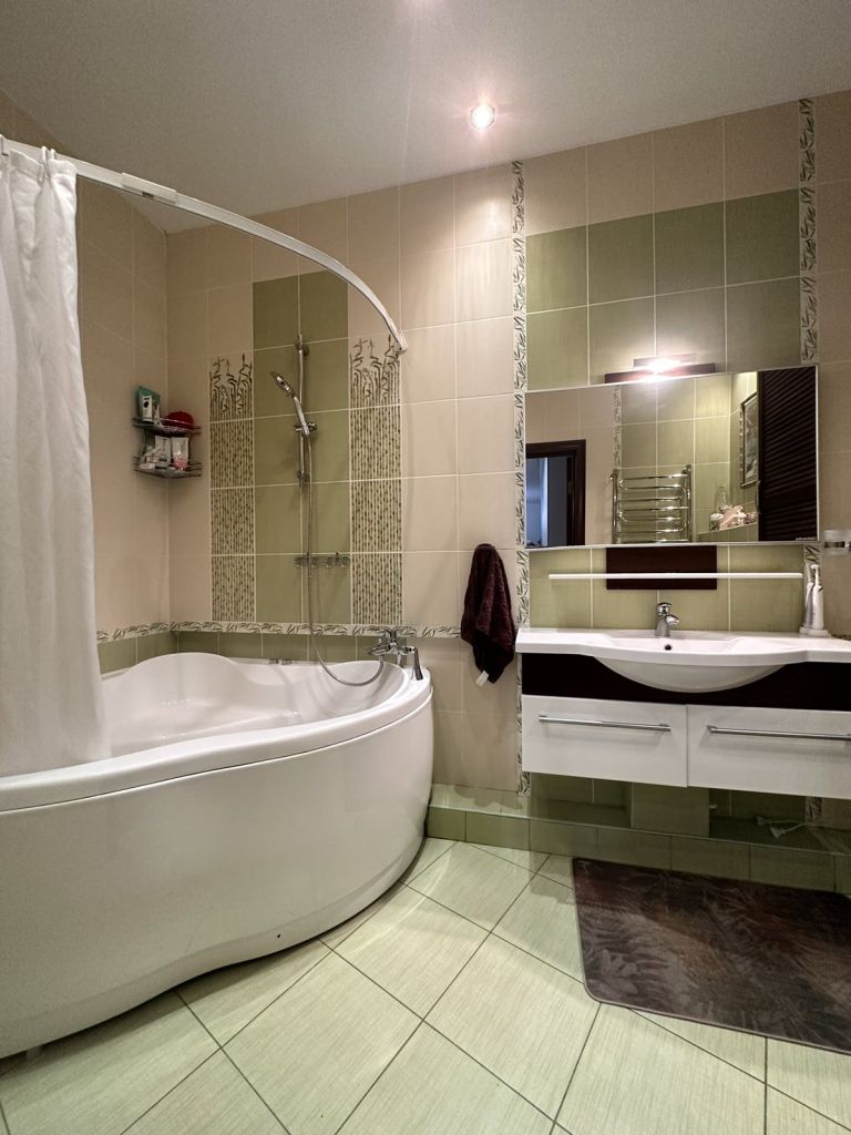 Продажа 3-комнатной квартиры, Нижний Новгород, Студеная ул,  68а