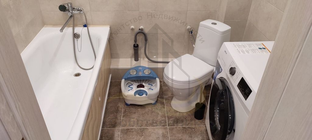 Аренда 1-комнатной квартиры, Старый Оскол, Угарова пр-кт,  1