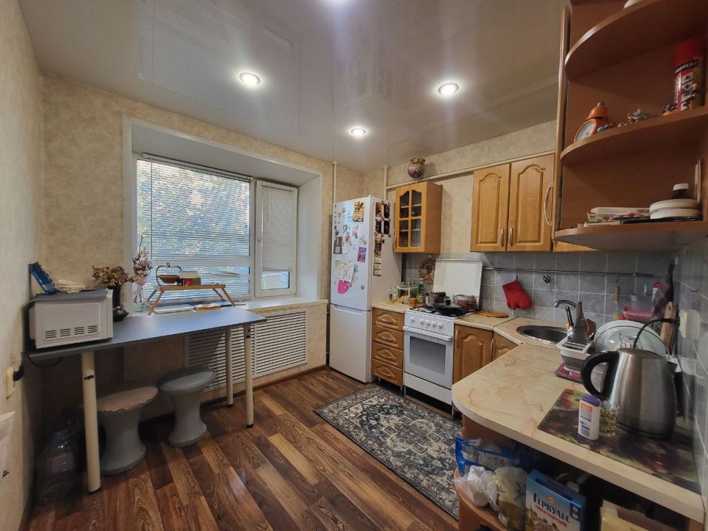 Продажа 2-комнатной квартиры, Кострома, Южная ул,  12