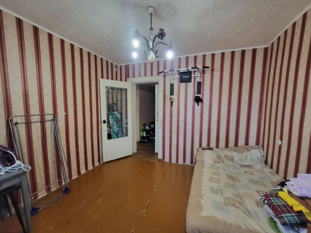 Продажа 2-комнатной квартиры, Кострома, Южная ул,  12