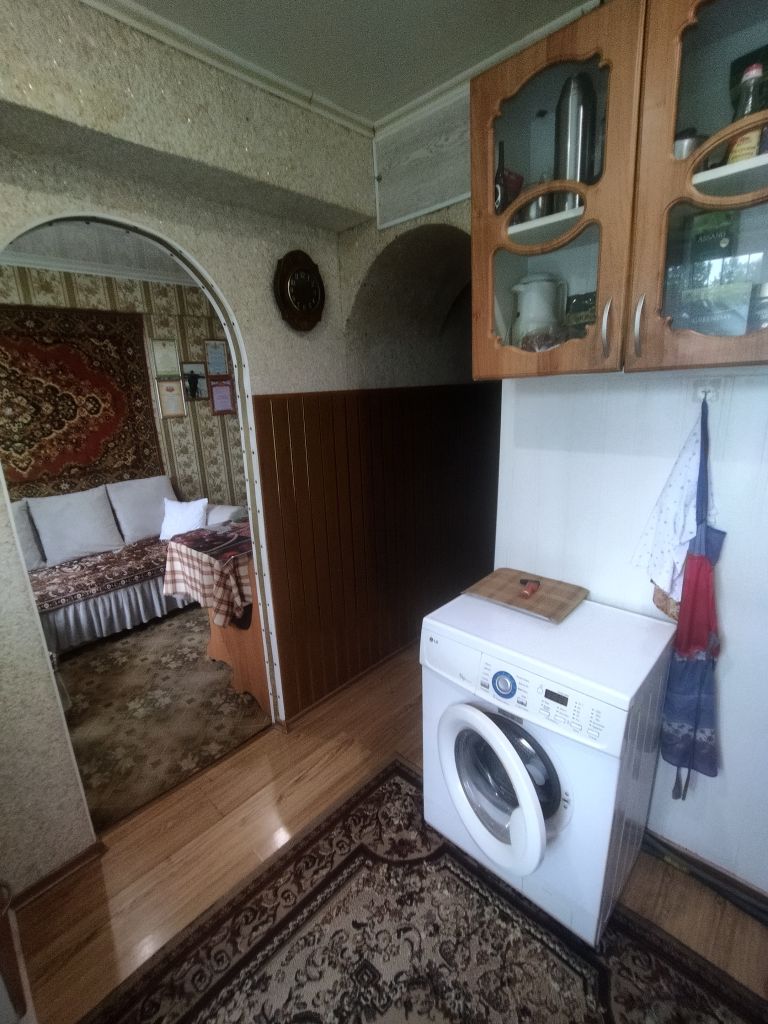Продажа 4-комнатной квартиры, Новомосковск, Генерала Белова ул,  3а