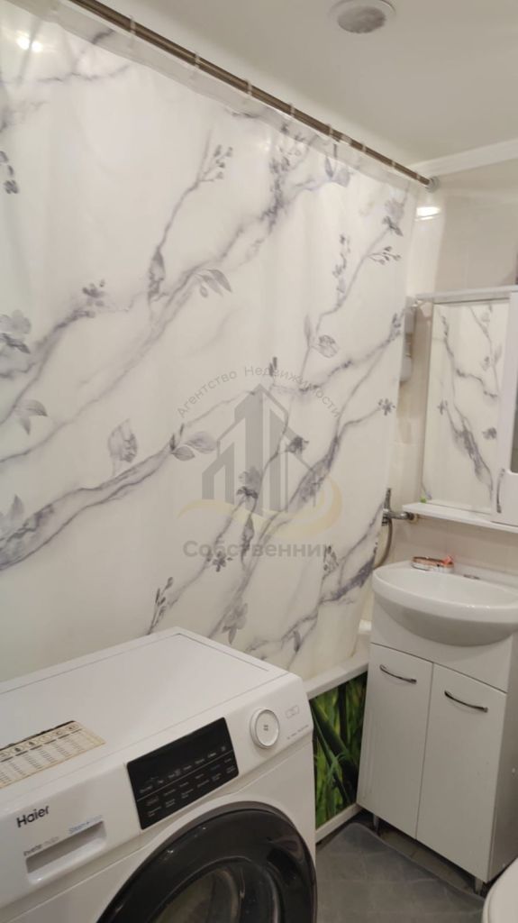 Аренда 1-комнатной квартиры, Старый Оскол, Восточный мкр,  1а