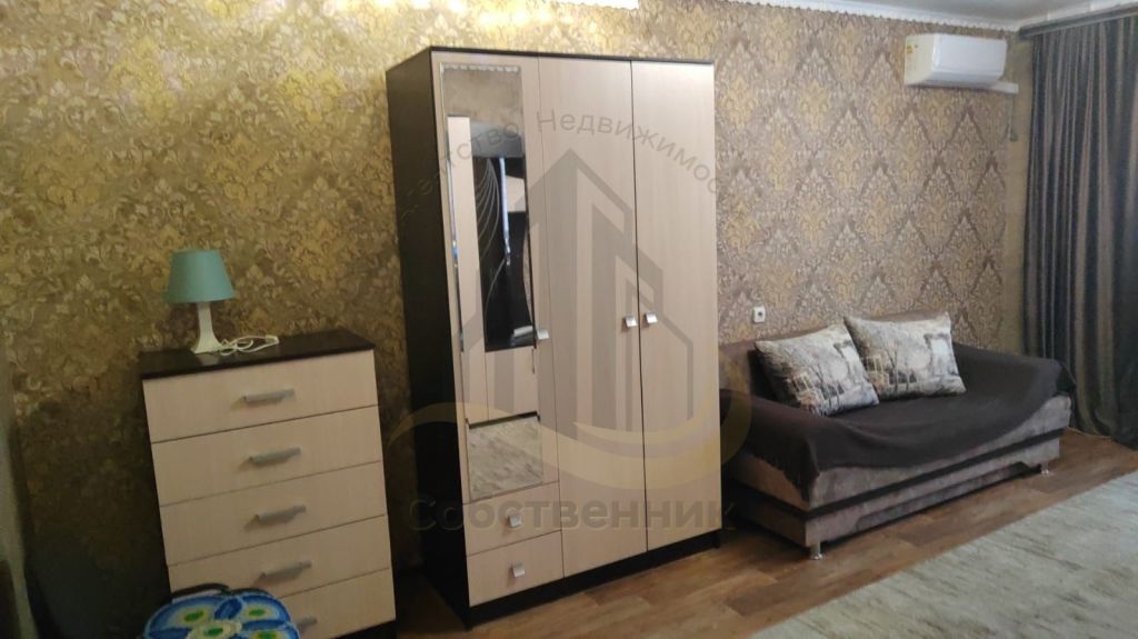 Аренда 1-комнатной квартиры, Старый Оскол, Восточный мкр,  1а