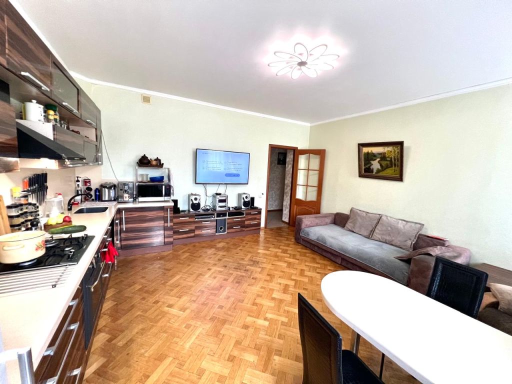 Продажа дома, 286м <sup>2</sup>, 10 сот., Тверь, Сиреневая ул