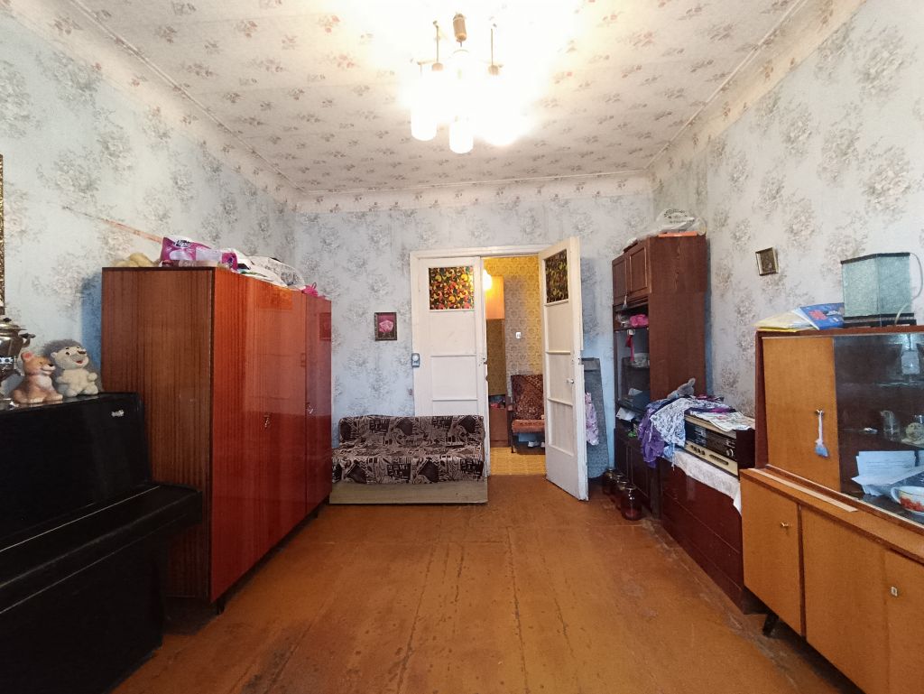 Продажа 2-комнатной квартиры, Новомосковск, Маяковского ул,  39