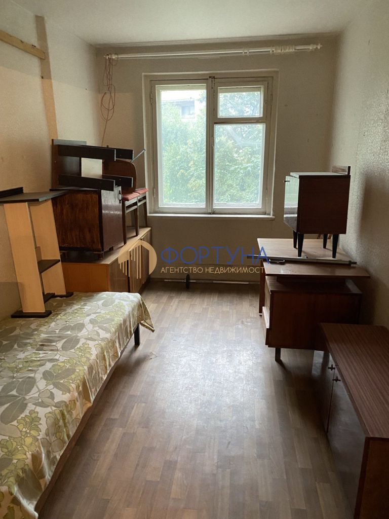 Продажа 3-комнатной квартиры, Белгород, Садовая ул,  65а